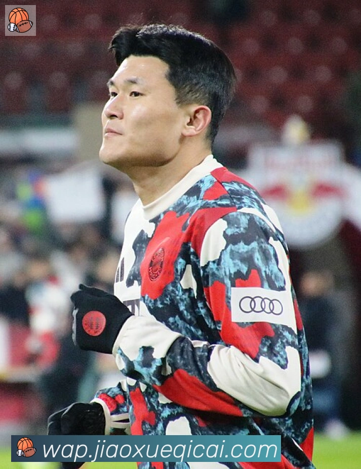 劳塔罗·马丁内斯